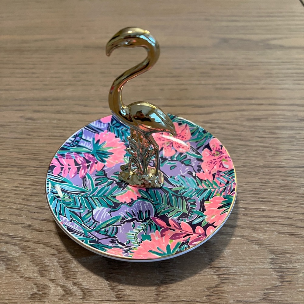 Lily Pulitzer ring holder.